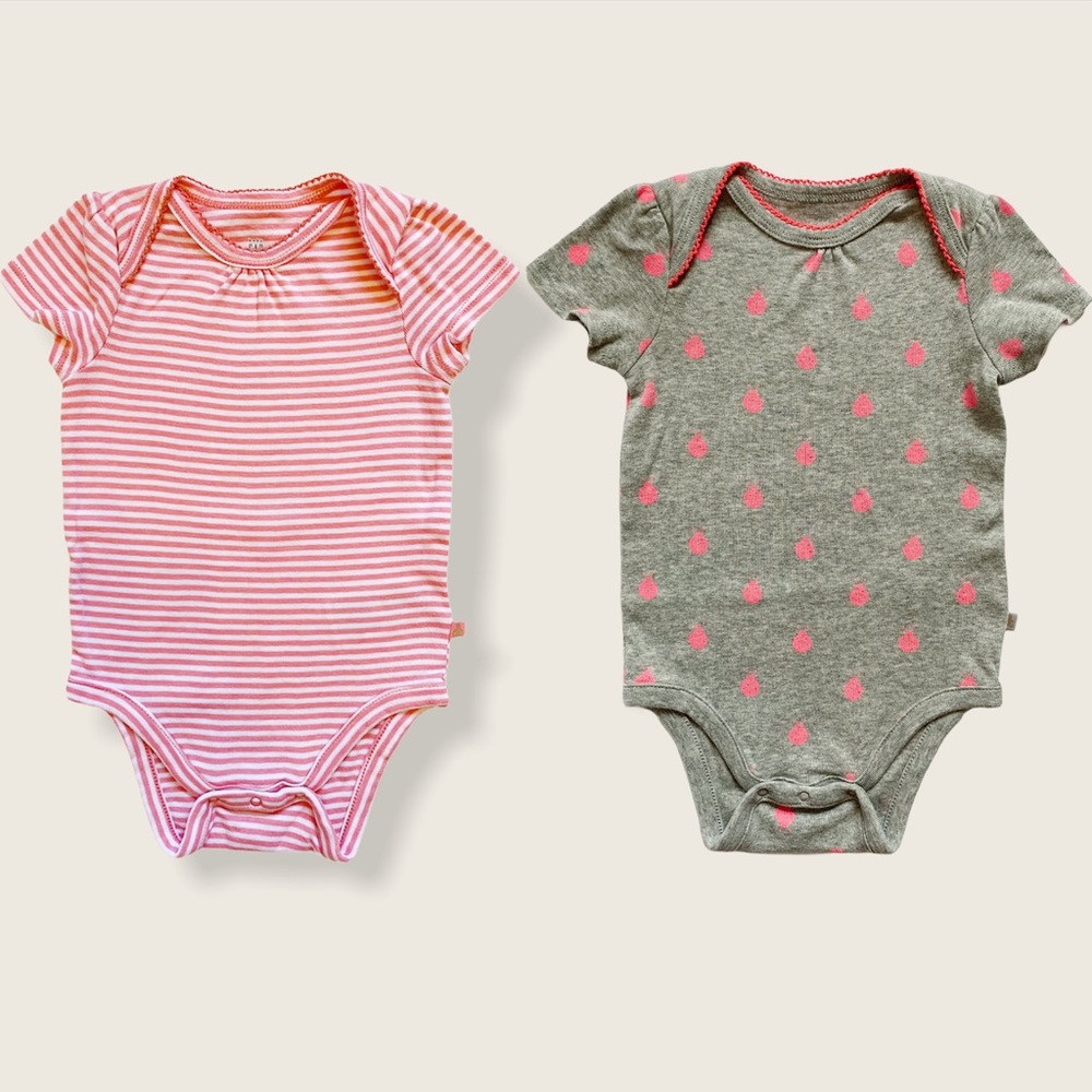 Lot of 2 Baby Gap 12-18M Short-Sleeve Onesies - Gray w/ Pink Ladybug & Stripe